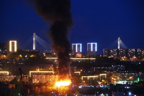 Пожар в гриль-баре "Маки" Владивостока. Фото РИА "Прима-Медиа"